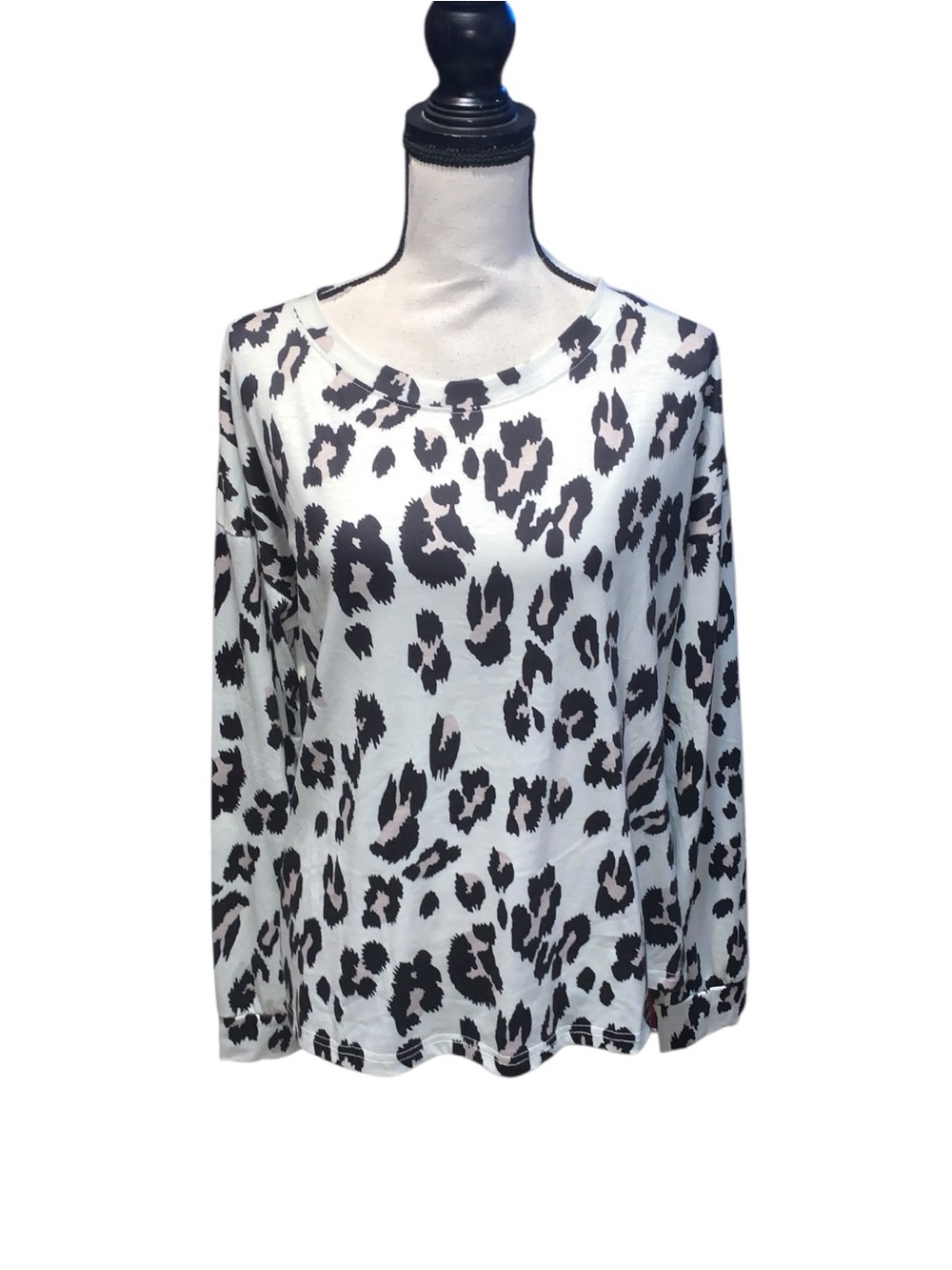 White and Black Leopard Print Long Sleeve Top Size XL